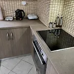 Sofias Trikala * Megala Kalyvia