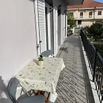 Апартаменты Sofias Trikala Megala Kalyvia