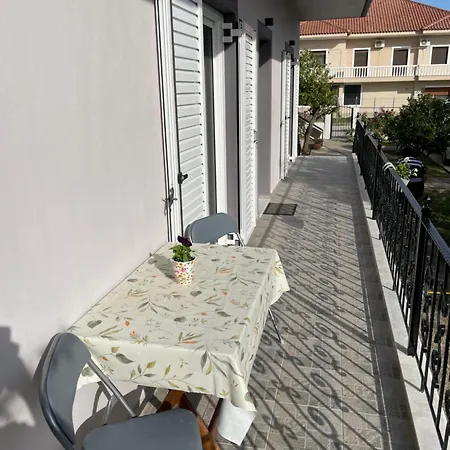 Lägenhet Sofias Trikala Megala Kalyvia