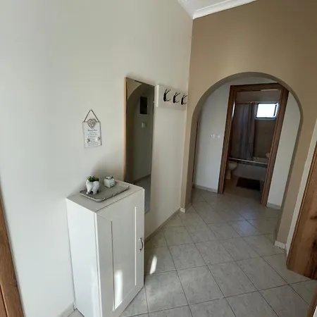 Sofias Trikala Apartamento Megala Kalyvia
