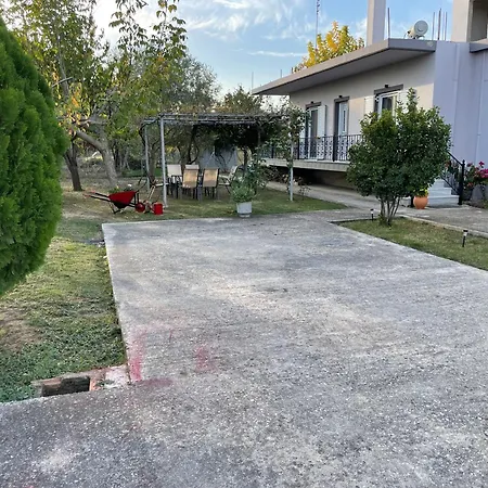 Sofias Trikala Lägenhet Megala Kalyvia