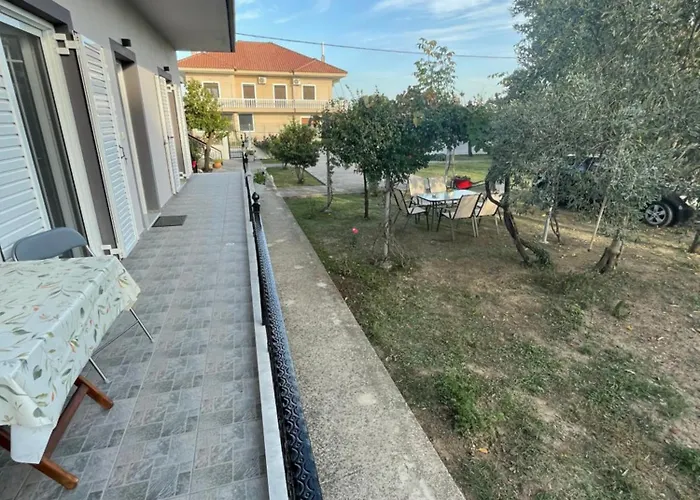 Sofias Trikala Διαμέρισμα Megala Kalyvia