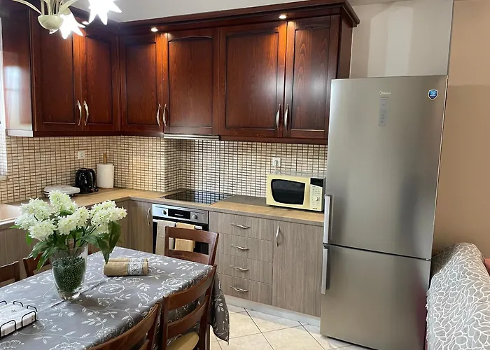 Sofias Trikala Megala Kalyvia